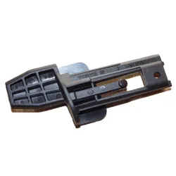 Ślizg rolety bagażnika Opel Astra k  Kombi Prawy 13497257