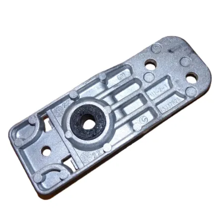 Uchwyt chłodnicy Opel Astra J